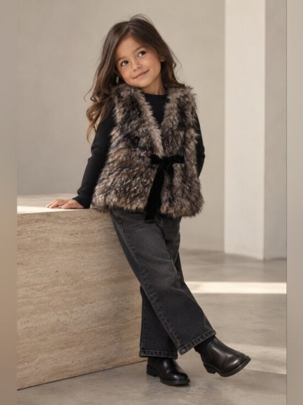 Zara Girls Faux Fur Vest Size 5 NWT Boho Luxe Winter Gilet Tie Front